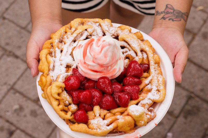 Canada S Wonderland Just Released Their Famous Funnel Cake Recipe Experiencity Ca